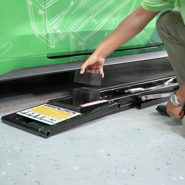 QuickJack 7000TL Portable Car Lift for Trucks & SUVs. 7000 lbs Capacity - Image 4